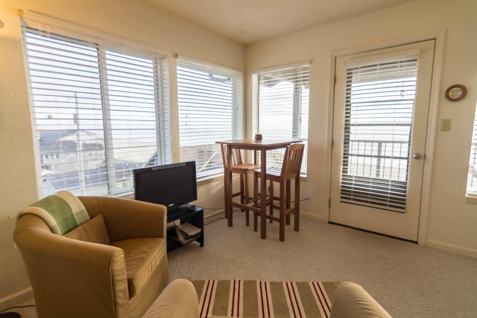Nye Beach Cottages Newport Exteriör bild